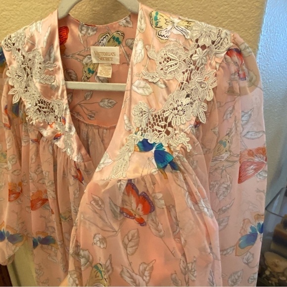 Vintage VICTORIA’S SECRET Gold Label Pink Lace Butterfly 2-Piece Robe Gown Set-S - Picture 4 of 12